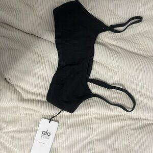 ALO Yoga Black Ribbed Sports Bra